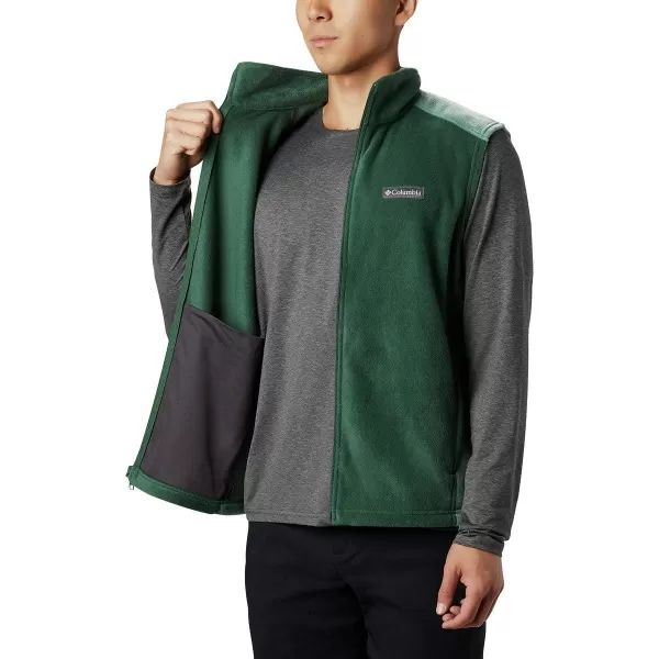 imageColumbia Mens Steens Mountain VestRain ForestThyme Green