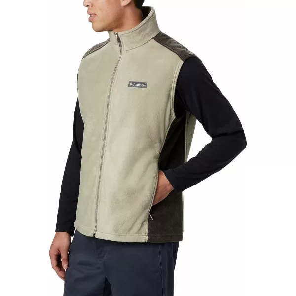 imageColumbia Mens Steens Mountain VestTusk  Black