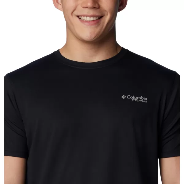 imageColumbia Mens Summit Valley Short Sleeve CrewBlack