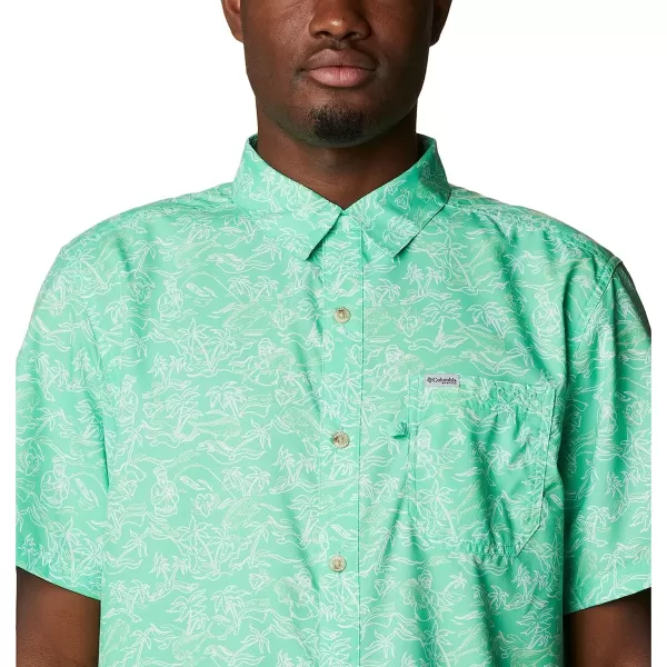 imageColumbia Mens Super Slack Tide Camp ShirtLight Jade Merry Mahi Print