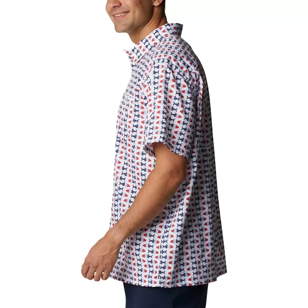 imageColumbia Mens Super Slack Tide Camp ShirtWhite Fish Bobber Print