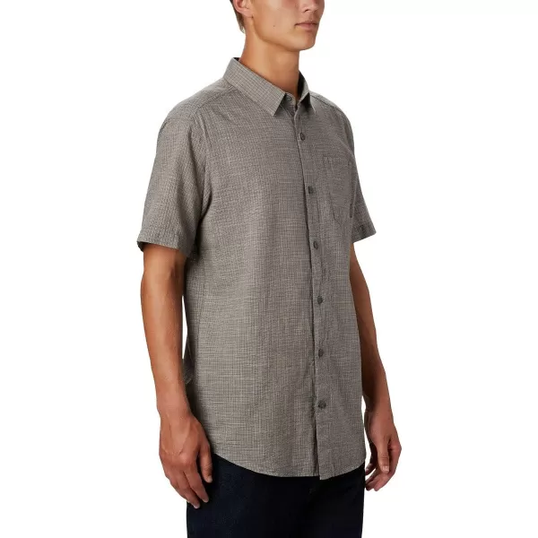 imageColumbia Mens Under Exposure Yarn Dye Short Sleeve ShirtCity Grey Plaid