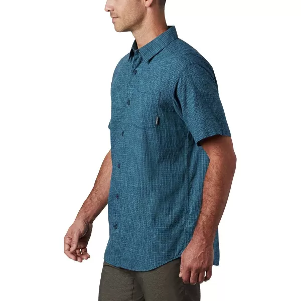 imageColumbia Mens Under Exposure Yarn Dye Short Sleeve ShirtCollegiate Navy Plaid