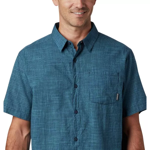 imageColumbia Mens Under Exposure Yarn Dye Short Sleeve ShirtCollegiate Navy Plaid