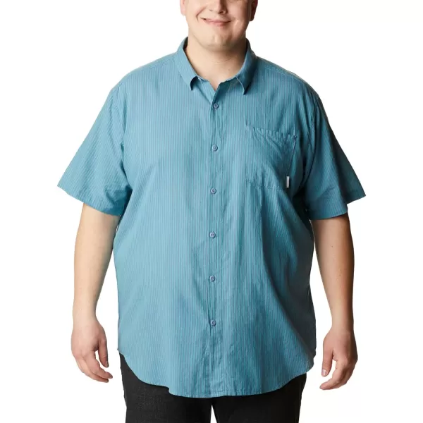 imageColumbia Mens Under Exposure Yarn Dye Short Sleeve ShirtElectric Turquoise Oxford Stripe