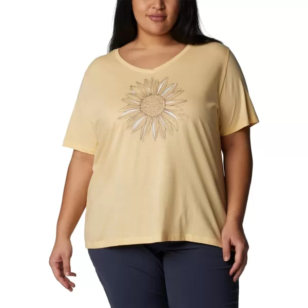 imageColumbia Womens Bluebird Day Relaxed V NeckSunkissed HeatherFlower Power