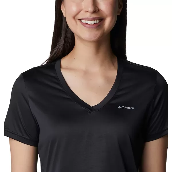 imageColumbia Womens Hike Short Sleeve V NeckBlack
