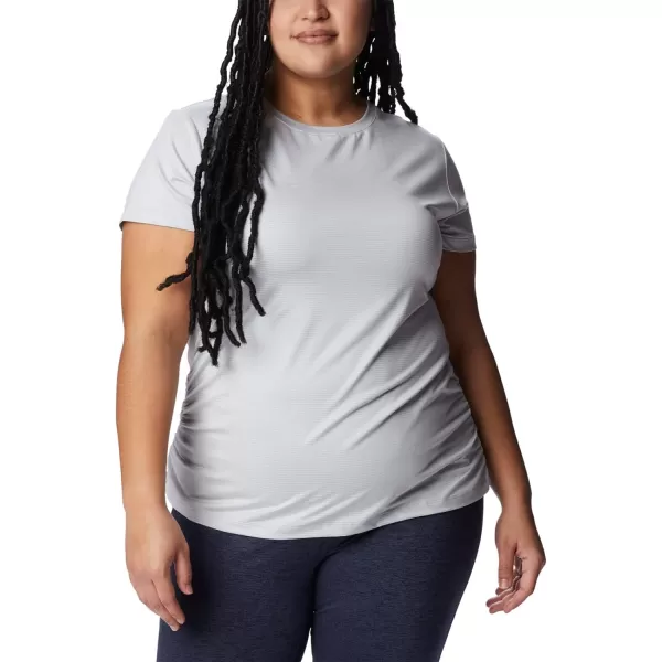 imageColumbia Womens Leslie Falls Short SleeveCirrus Grey