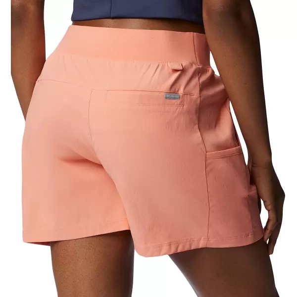 imageColumbia Womens Leslie Falls ShortSummer Peach