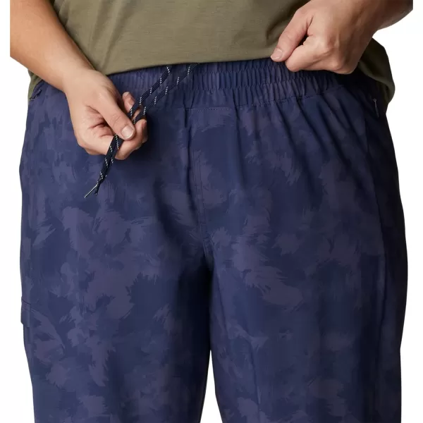 imageColumbia Womens Pleasant Creek JoggerCypress Mod Camo