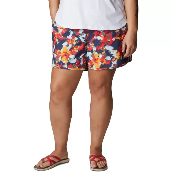imageColumbia Womens Pleasant Creek Stretch ShortNocturnal Typhoon Blooms Multi