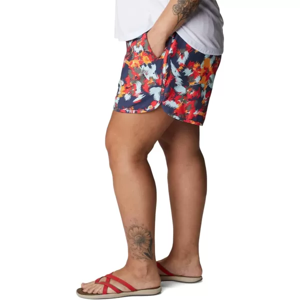 imageColumbia Womens Pleasant Creek Stretch ShortNocturnal Typhoon Blooms Multi