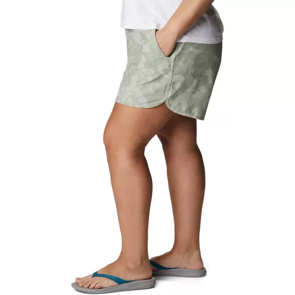 imageColumbia Womens Pleasant Creek Stretch ShortSafari Typhoon Blooms