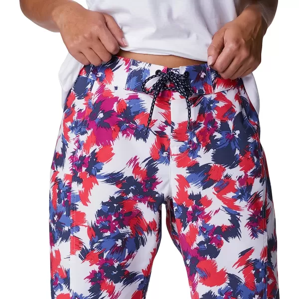 imageColumbia Womens Pleasant Creek Stretch ShortWhite Typhoon Blooms Multi