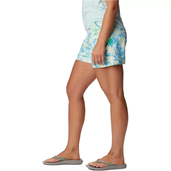imageColumbia Womens Summerdry Cargo ShortKey WestFloriated