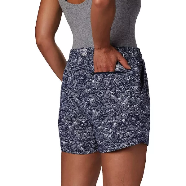 imageColumbia Womens Super Backcast Water ShortCollegiate Navy Buoy Waves Print