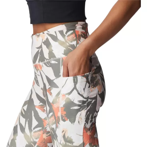 imageColumbia Womens Weekend Adventure 78 LeggingChalkFloriculture