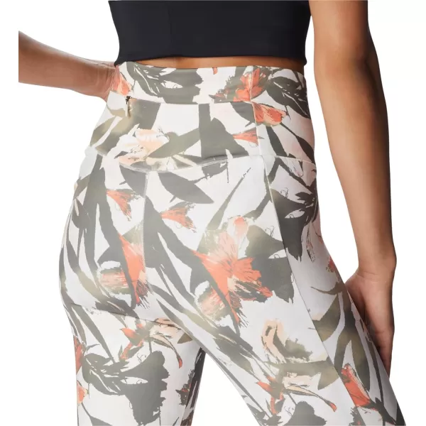 imageColumbia Womens Weekend Adventure 78 LeggingChalkFloriculture