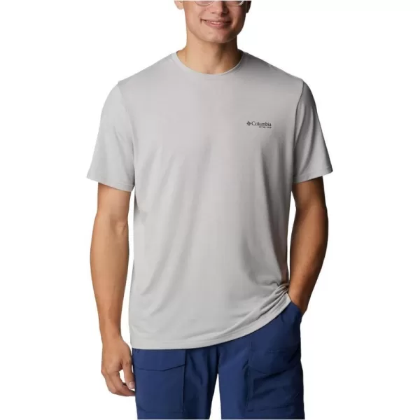 imageColumbia Mens PFG Fish Flag Tech Tee SsCool GreyBlack Gradient Graphic