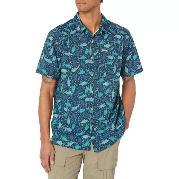 imageColumbia Mens Super Slack Tide Camp ShirtCollegiate Navy Tribal Fish Print