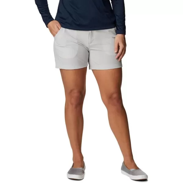 imageColumbia Womens Coral Point Iii ShortCool Grey
