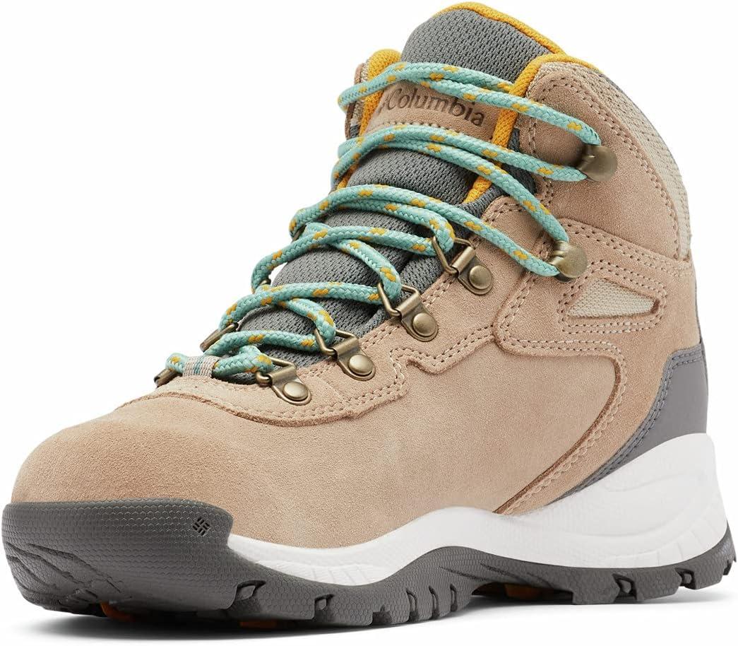 imageColumbia Womens Discontinued Newton Ridge Plus Waterproof AmpedOxford TanDusty Green