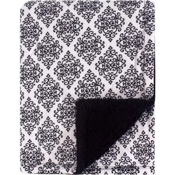 Classic Damask One Size