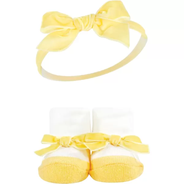 Hudson Baby Girl's Headband and Socks Giftset