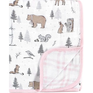 image:imageHudson Baby Unisex Baby Muslin Tranquility Quilt Blanket Modern Neutral Safari One SizeWinter Forest