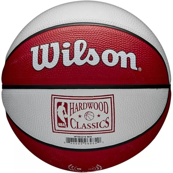 WILSON NBA Alliance Series Basketballs - Team Logo Basketballs - 29.5" and Mini Sizes