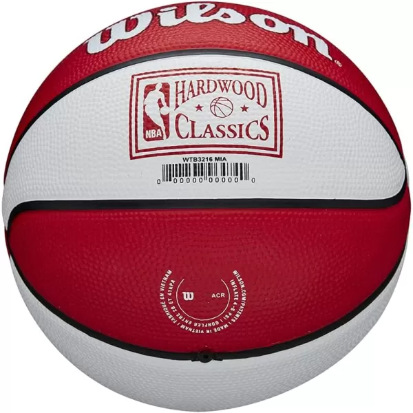 WILSON NBA Alliance Series Basketballs - Team Logo Basketballs - 29.5" and Mini Sizes