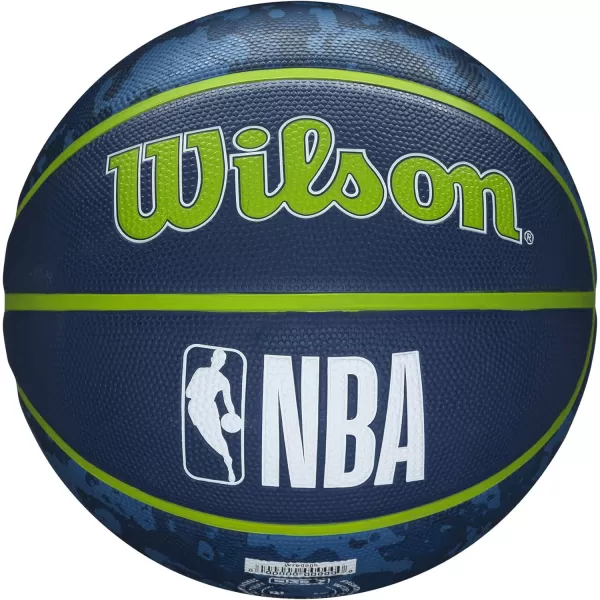 WILSON NBA Alliance Series Basketballs - Team Logo Basketballs - 29.5" and Mini Sizes
