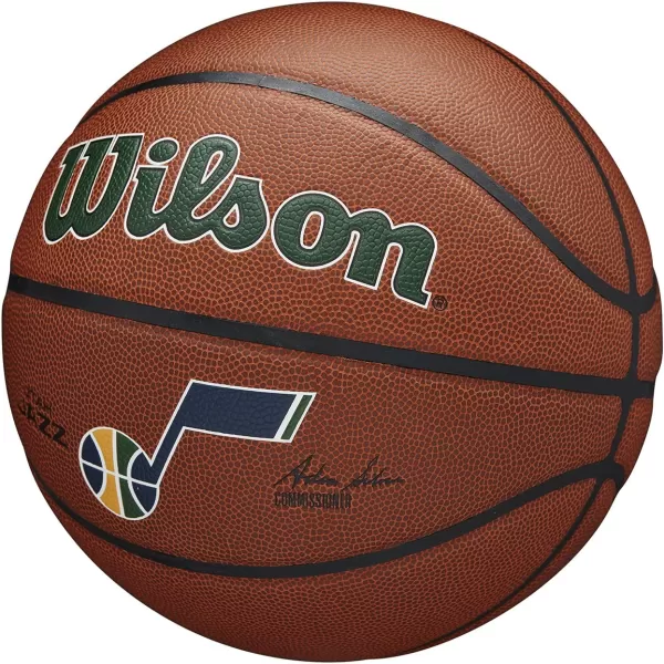 WILSON NBA Alliance Series Basketballs - Team Logo Basketballs - 29.5" and Mini Sizes