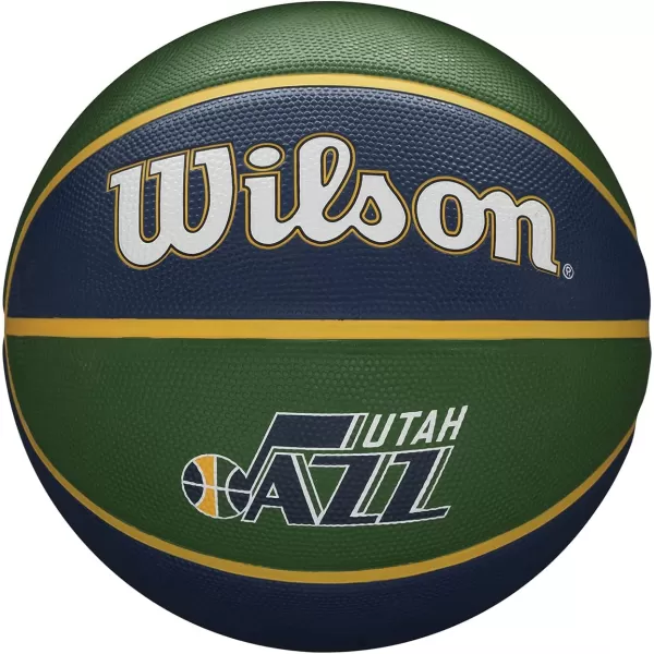 WILSON NBA Alliance Series Basketballs - Team Logo Basketballs - 29.5" and Mini Sizes