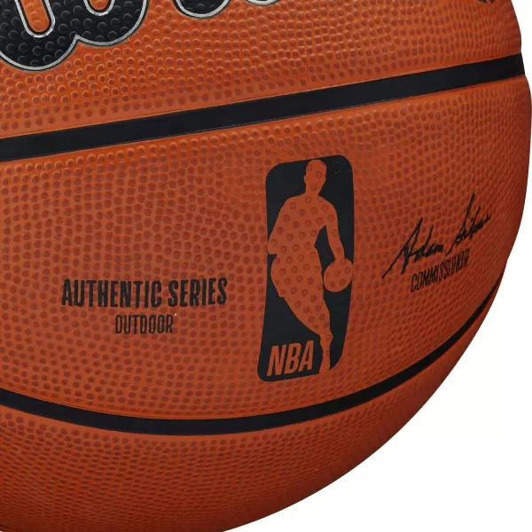 WILSON NBA Authentic Series Outdoor BSKT