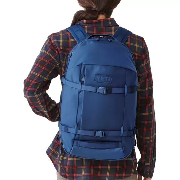 YETI Crossroads Backpack 22L, Black