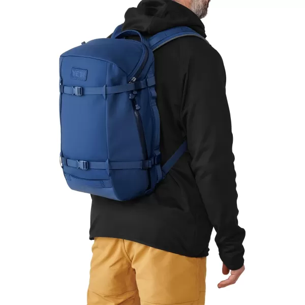 YETI Crossroads Backpack 22L, Black