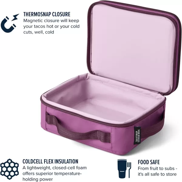 YETI Daytrip Lunch Box, Navy