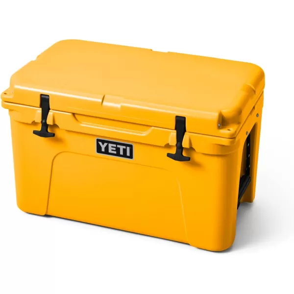 YETI Tundra 45 Cooler