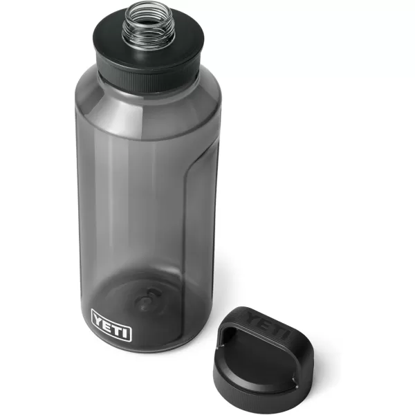 YETI Yonder 750 ml/25 oz Water Bottle with Yonder Chug Cap, Power Pink