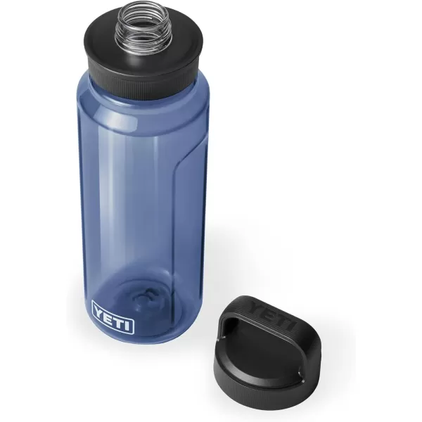 YETI Yonder 750 ml/25 oz Water Bottle with Yonder Chug Cap, Power Pink