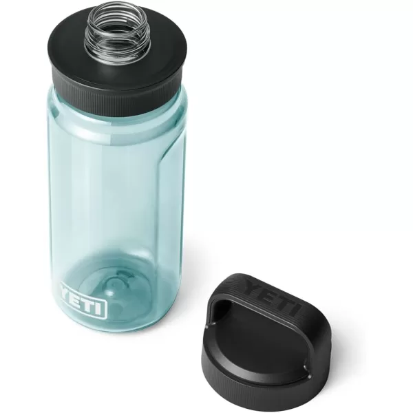 YETI Yonder 750 ml/25 oz Water Bottle with Yonder Chug Cap, Power Pink
