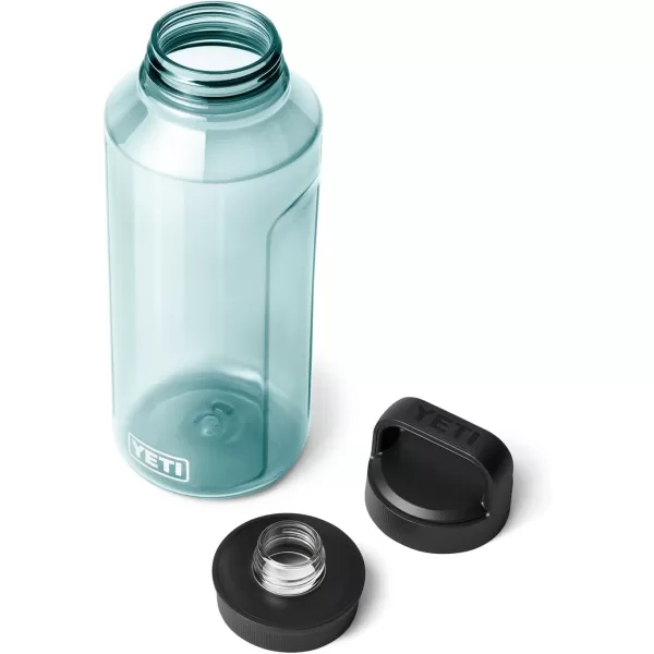 YETI Yonder 750 ml/25 oz Water Bottle with Yonder Chug Cap, Power Pink