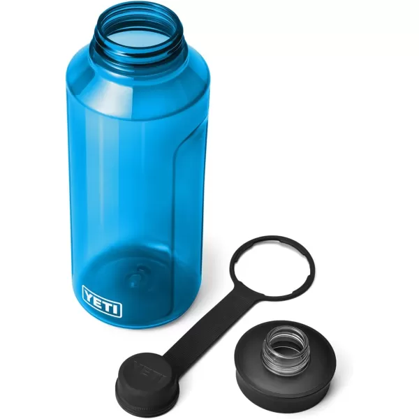 YETI Yonder 750 ml/25 oz Water Bottle with Yonder Tether Cap, Seafoam