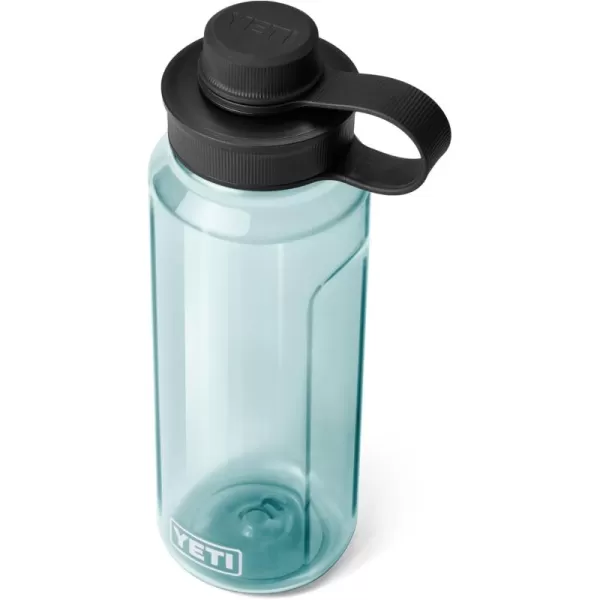 YETI Yonder 750 ml/25 oz Water Bottle with Yonder Tether Cap, Seafoam